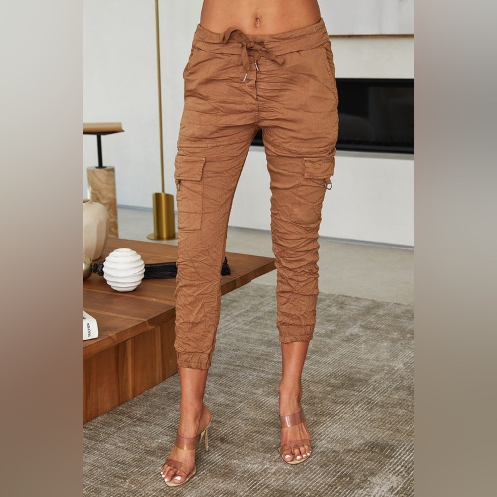 (61357-CAR-CML) COTTON CRINKLE CARGO JOGGERS - Picture 2 of 4
